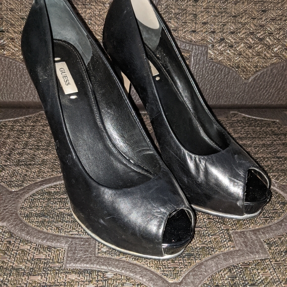 Pumps - Picture 2 of 2